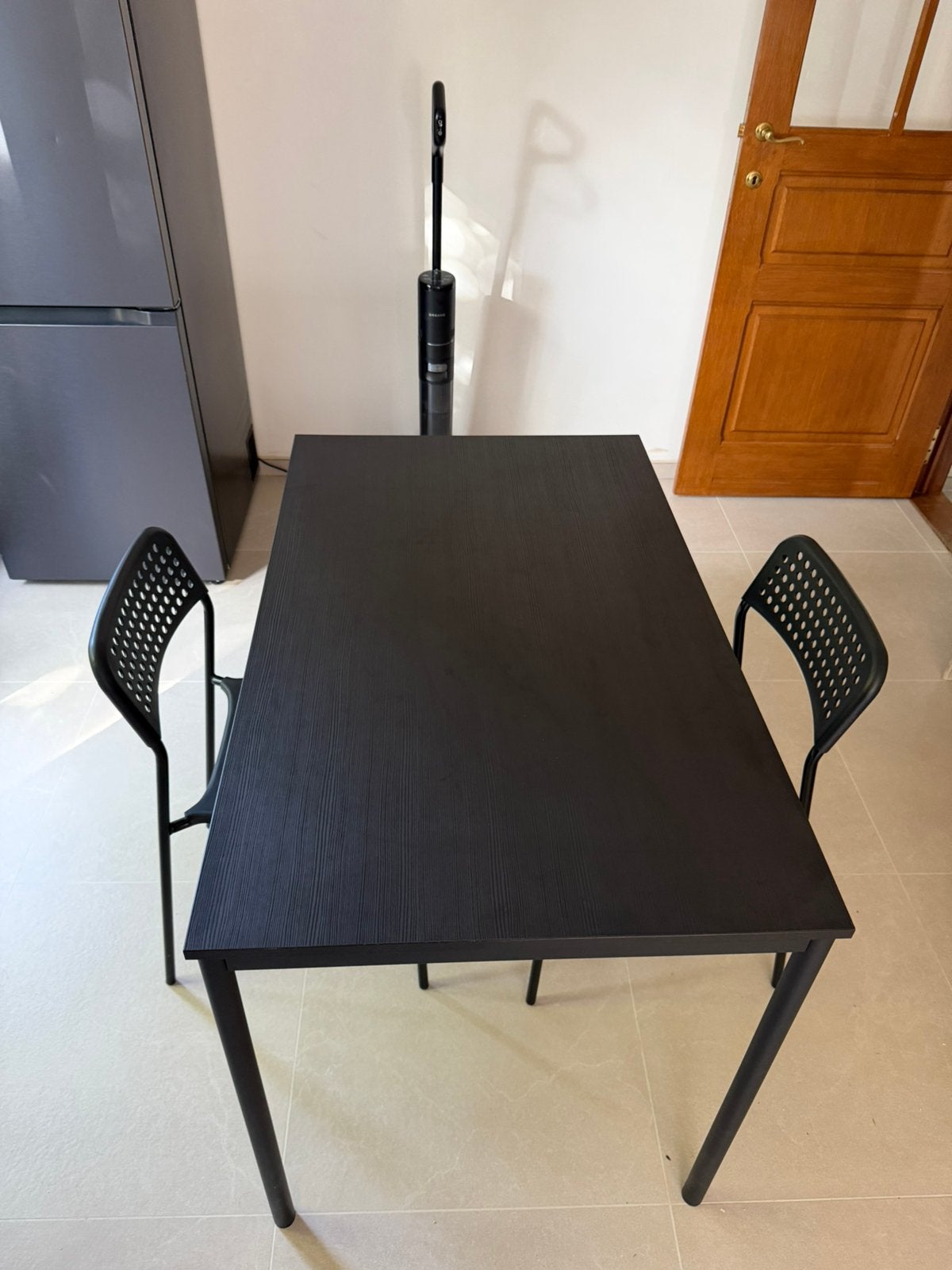 Table IKEA + chaises, Moins de 100 cm, Comme neuf, 100 à 150 cm, Enlèvement