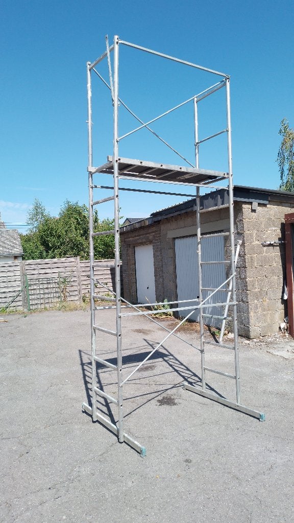 Échafaudage, Bricolage & Construction, Enlèvement, Comme neuf, Échafaudage de façade, 2 à 5 mètres