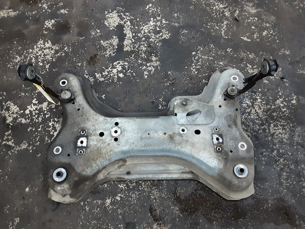 SUPPORT MOTEUR Trafic (1FL / 2FL / 3FL / 4FL) (544016605R), Renault, Utilisé, Peter-Huppertz-Straße 5
51063  Köln, DE, Dialog.deutschland@renault.de
