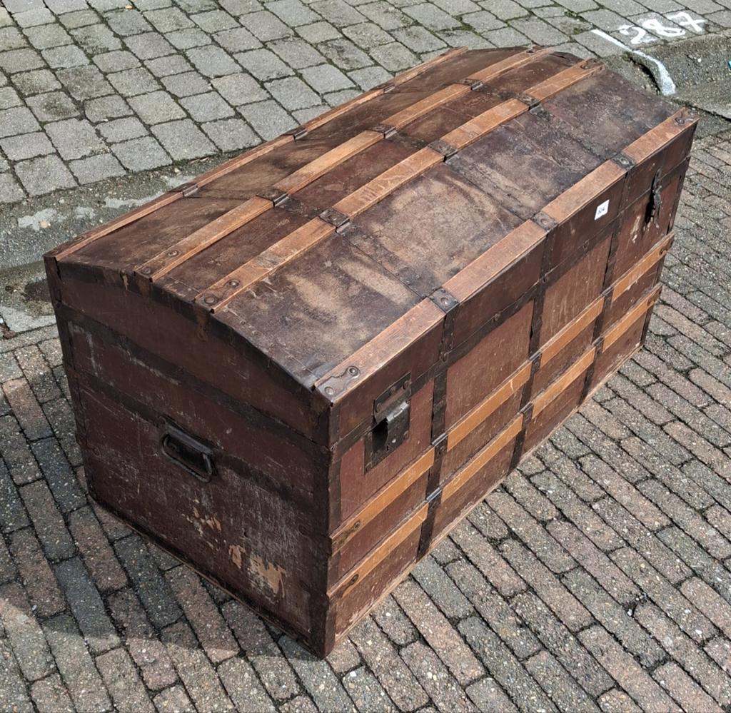 Ancien coffre en bois, 100 à 150 cm, Enlèvement, Utilisé, 50 à 75 cm