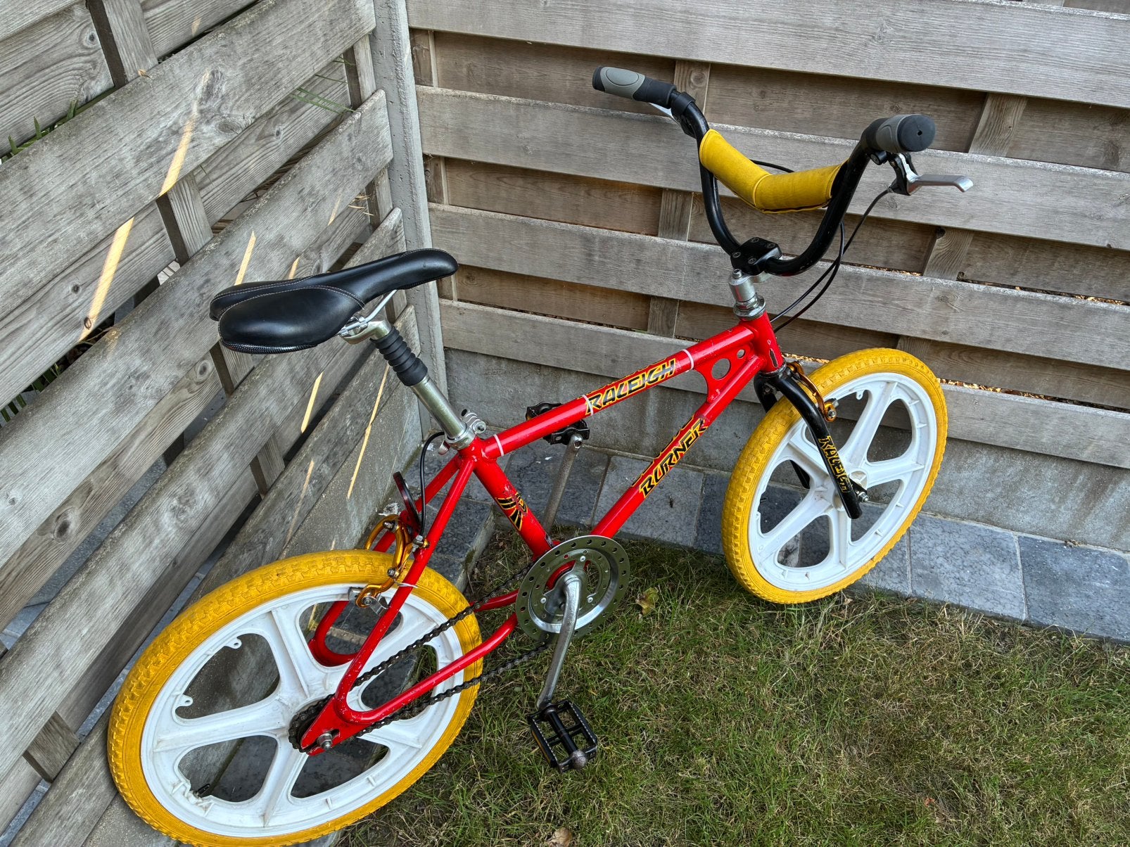 Raleigh burner mk1, Ophalen, Staal, Velgrem, 16 tot 20 inch
