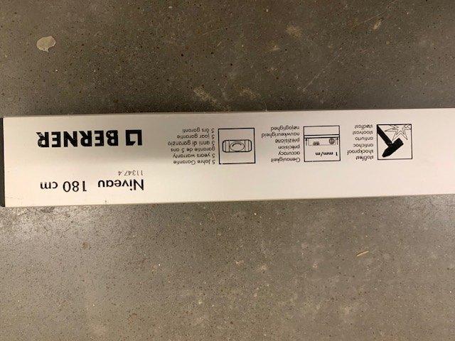 NIVEAU BERNER 180 cm, Bricolage & Construction, Enlèvement, Utilisé, Autres appareils de mesure ou compteurs