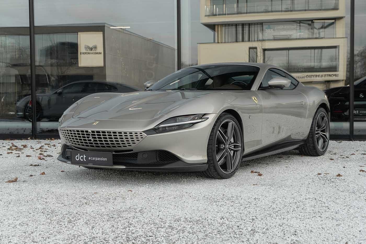Ferrari Roma 3.9 V8 Grigio INGRID Full Carbon Passenger Disp, Auto's, Automaat, 4 zetels, Beige, Bedrijf