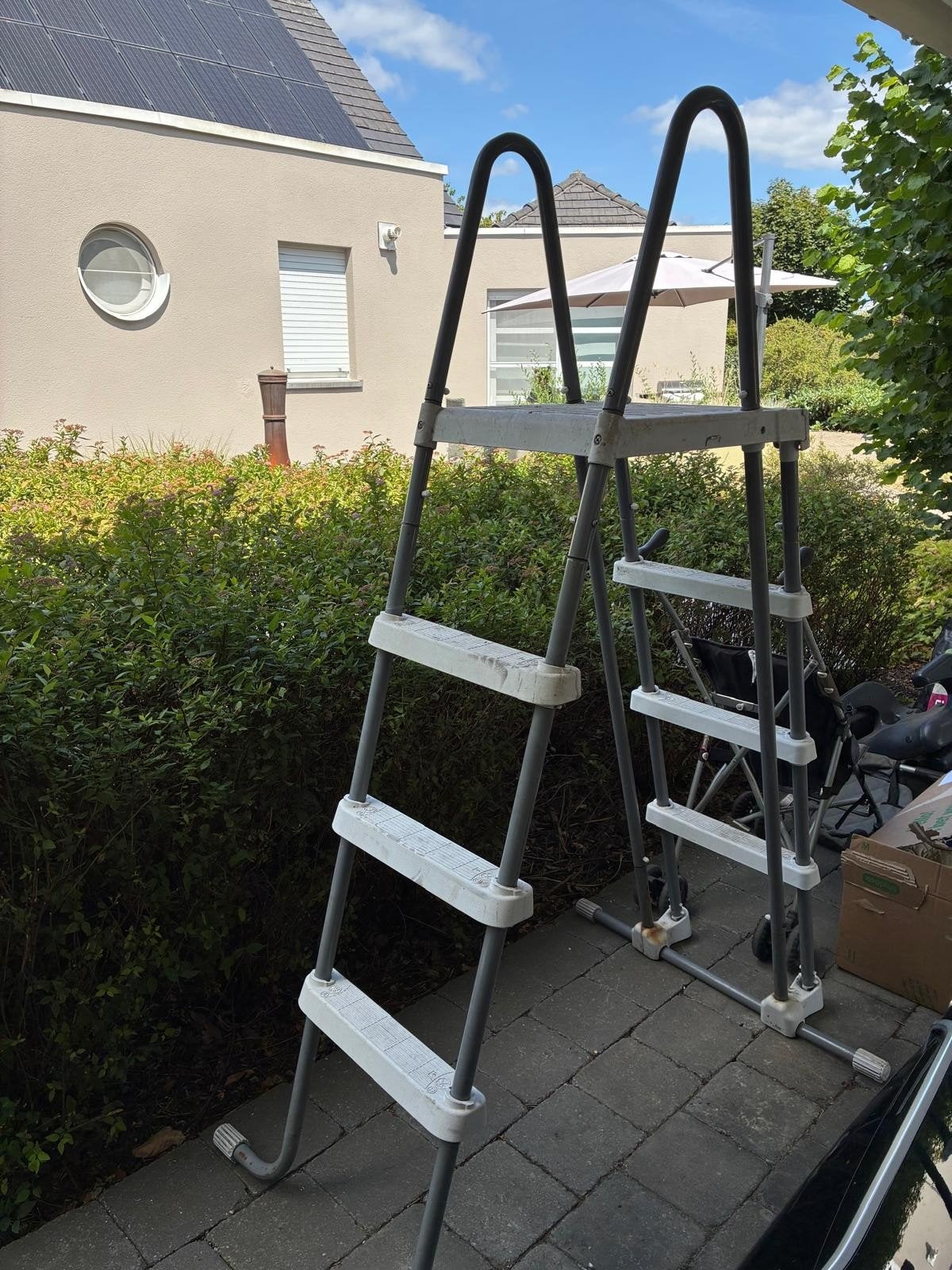 Gratis hoge trap zwembad /1,30 hoog tot platform/1,70 totale, Ophalen