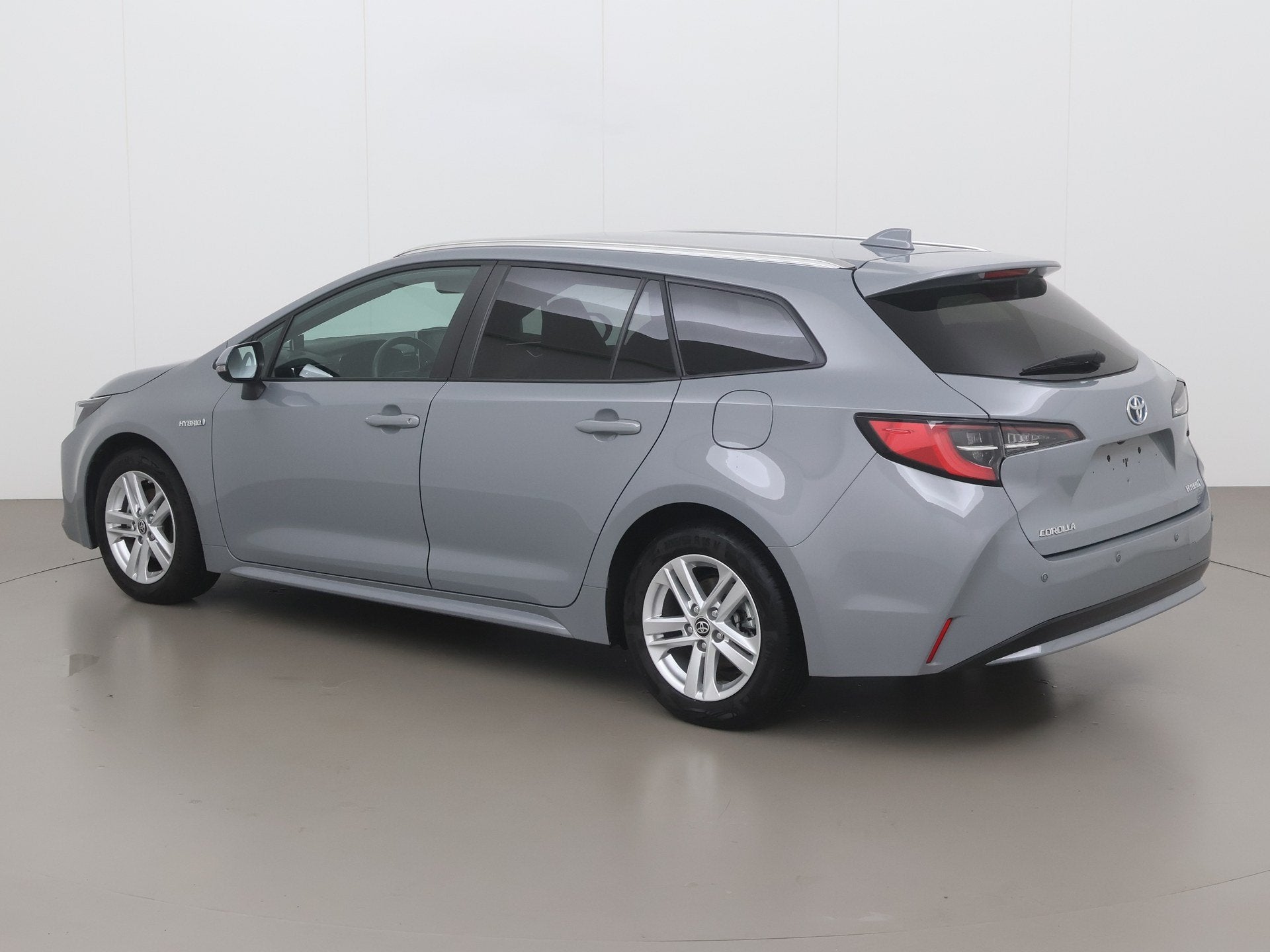Toyota Corolla Sw 1.8 hybrid dynamic plus e-cvt 98 AT, Automaat, 103 g/km, Corolla, Bedrijf