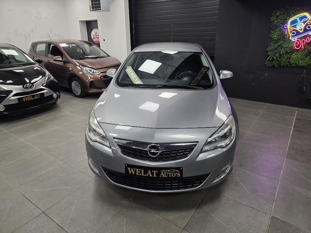 OPEL ASTRA 1,6 LITER BENZINE AUTOMAAT TOP STAAT, Euro 5, Zwart, 1600 cc, Bedrijf