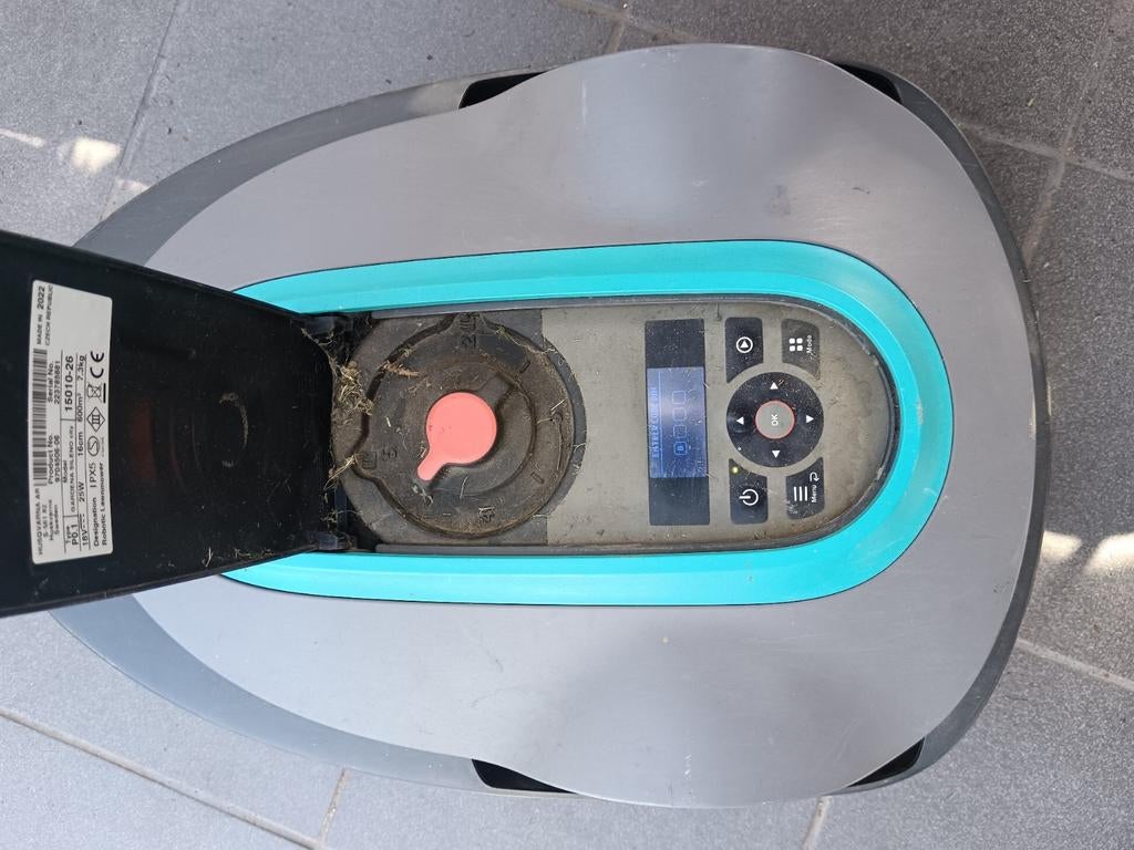 Robot tondeuse, Enlèvement