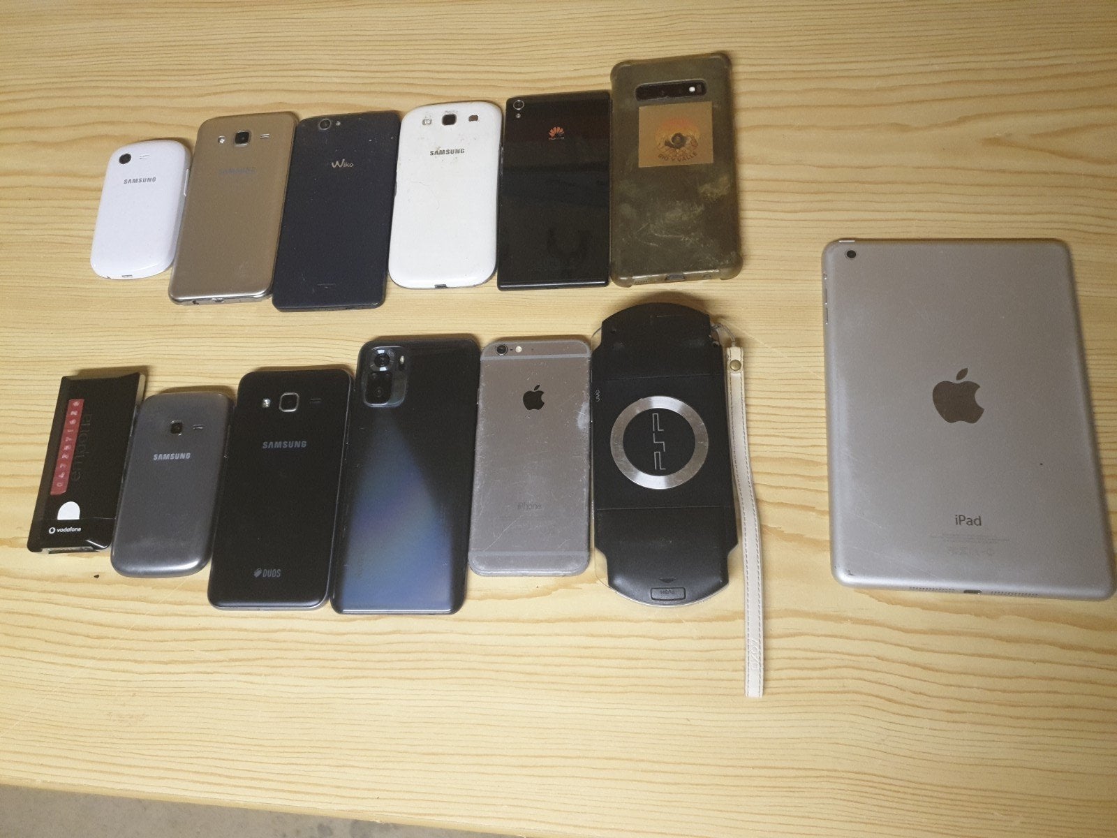 Lot de Telephone à REPARER, Enlèvement, Comme neuf