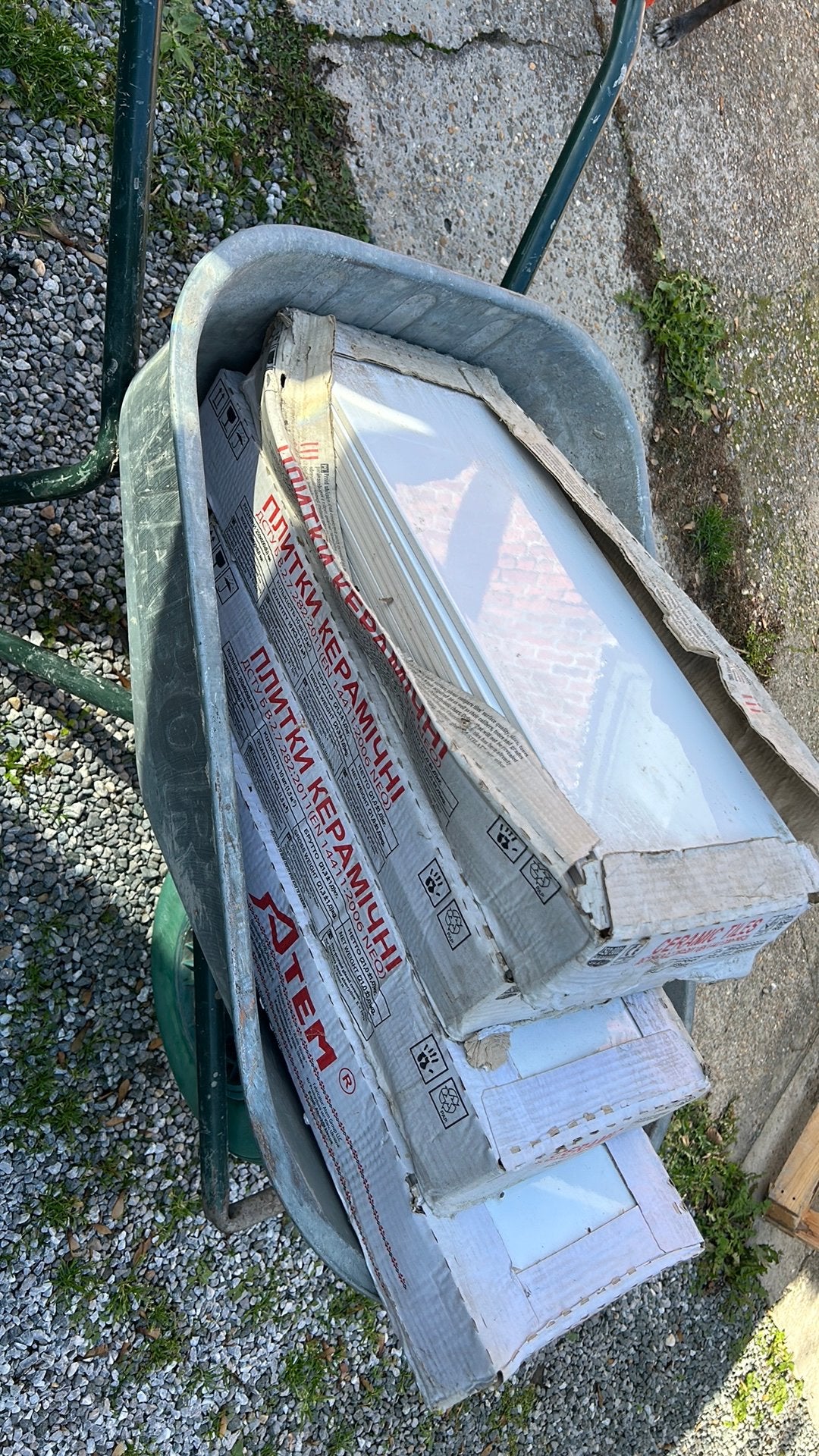 Gratis Witte tegels 25x60x0,8 6m2, Enlèvement