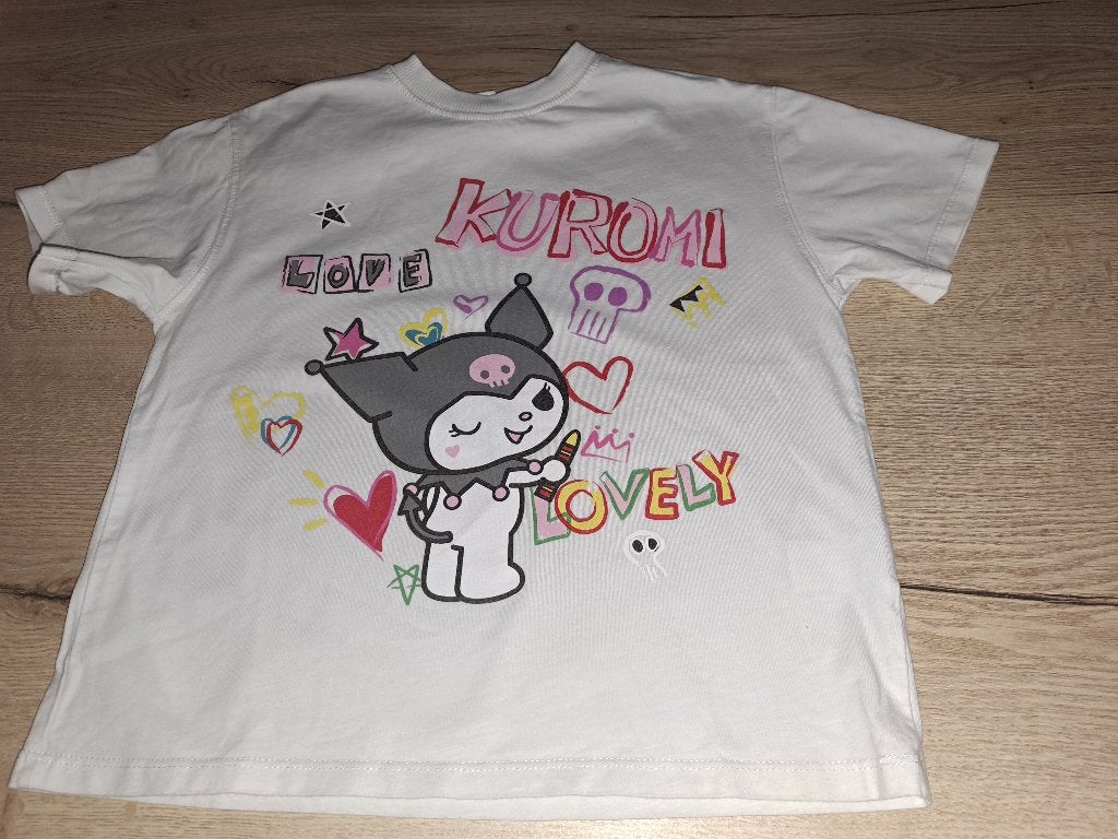 Kuromi Tshirt Zara maat 130 8-9 jaar, Enfants & Bébés, Vêtements enfant | Taille 128, Enlèvement ou Envoi, Chemise ou À manches longues