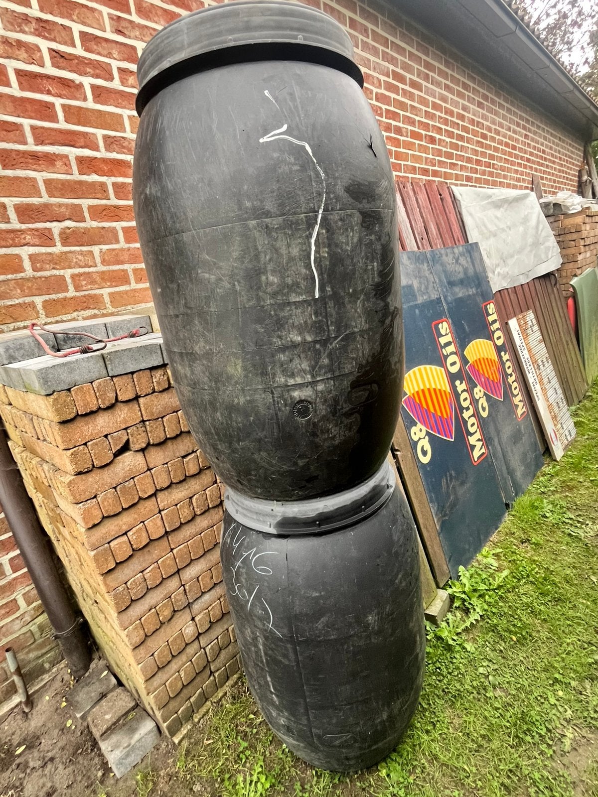 Plastic vaten, voeder voor paard ingezeten, Enlèvement, Utilisé
