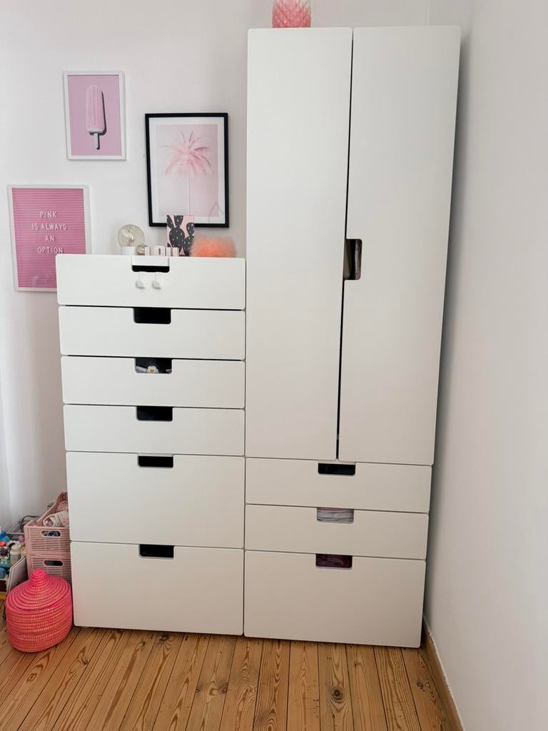 Combinaison Småstad de couleur blanche et noire, Kinderen en Baby's, Ophalen, Zo goed als nieuw, Commode