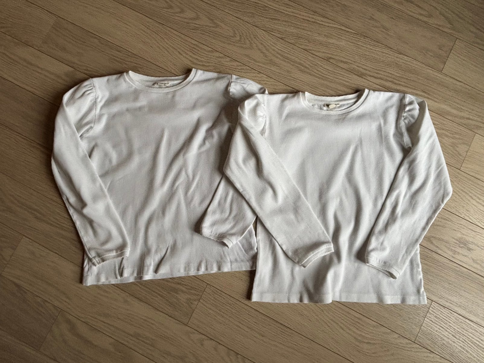 2 ecru t shirts Buissonière, Kinderen en Baby's, Ophalen of Verzenden, Gebruikt, Meisje, Shirt of Longsleeve