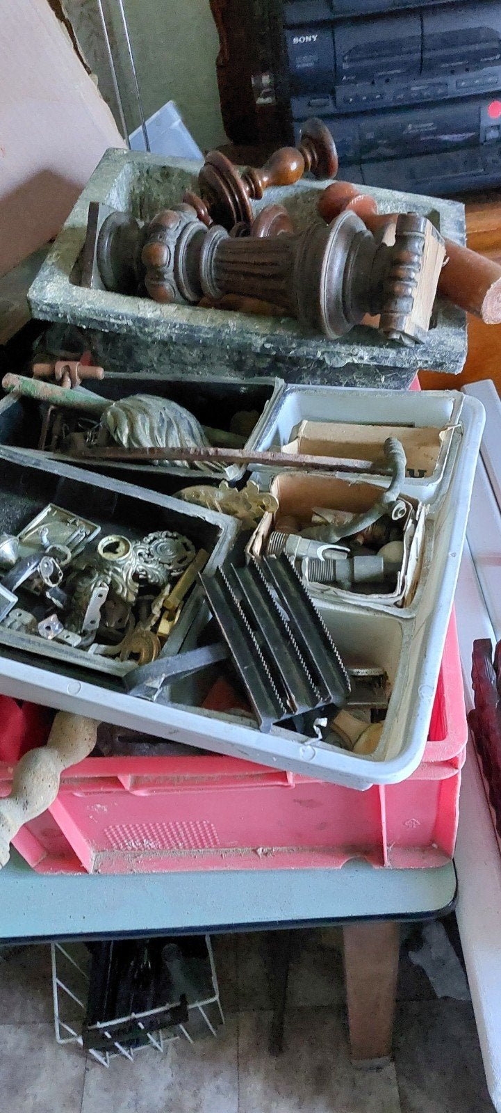 Oud werkmateriaal, Ophalen