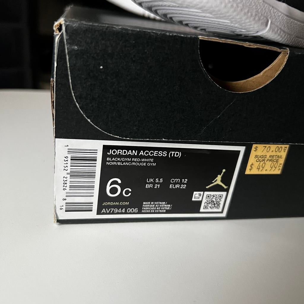 Nike Air Jordan Access, Ophalen of Verzenden, Zo goed als nieuw