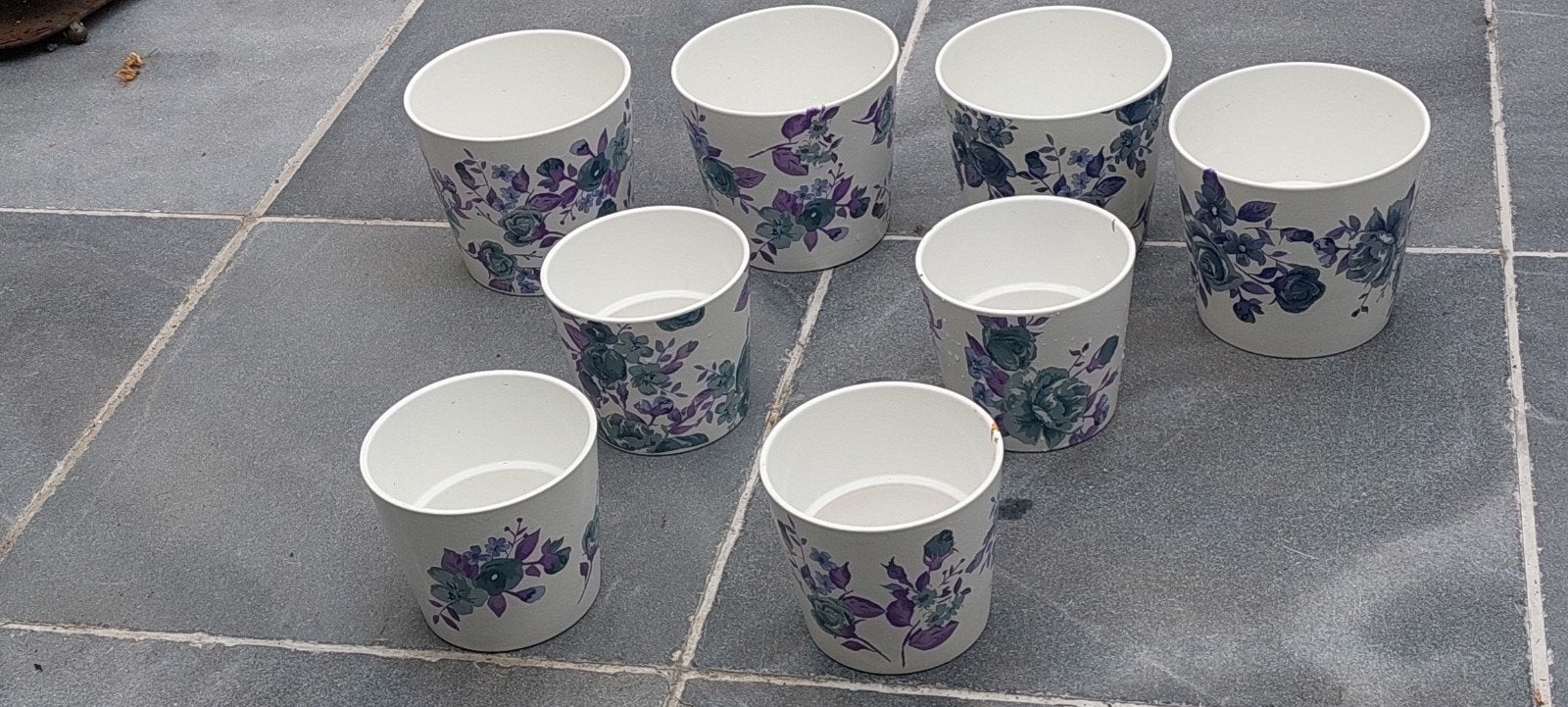 Assortiment bloempotten grote 15/cm hoogte 18cm doorsnede, Tuin en Terras, Ophalen of Verzenden, Zo goed als nieuw, Rond, Steen