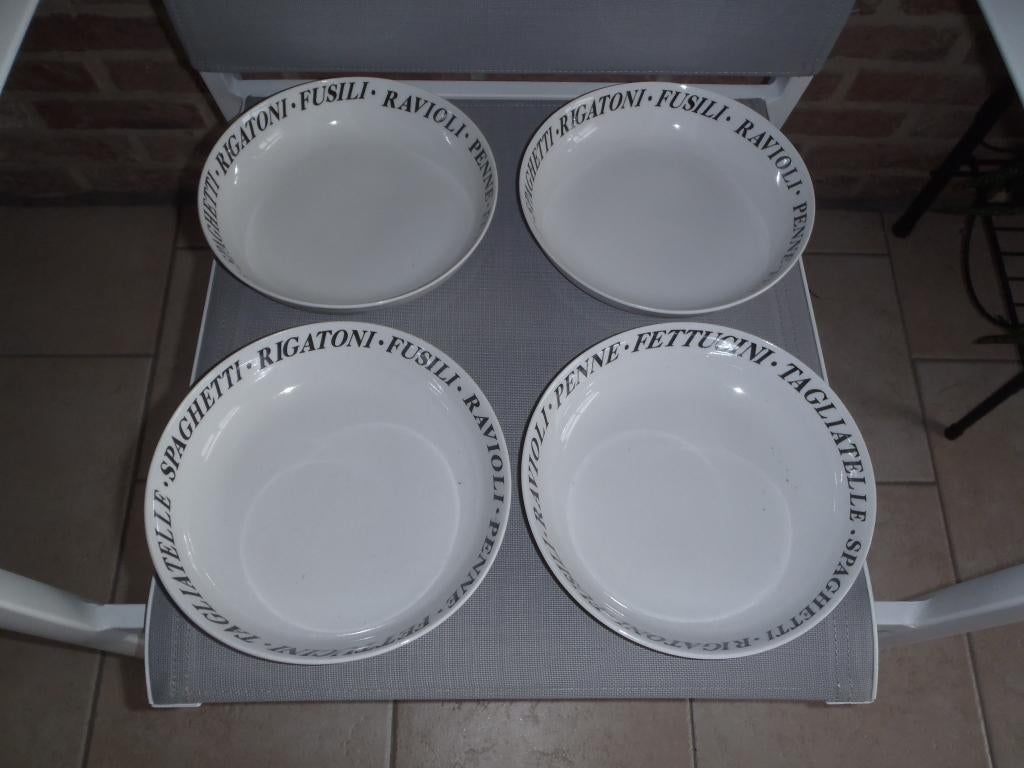 Pastaset, Ophalen of Verzenden, Nieuw, Compleet servies