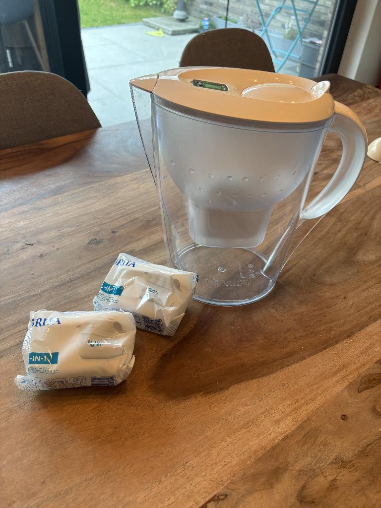 Brita Waterkan XL + 2 filters, Ophalen, Gebruikt