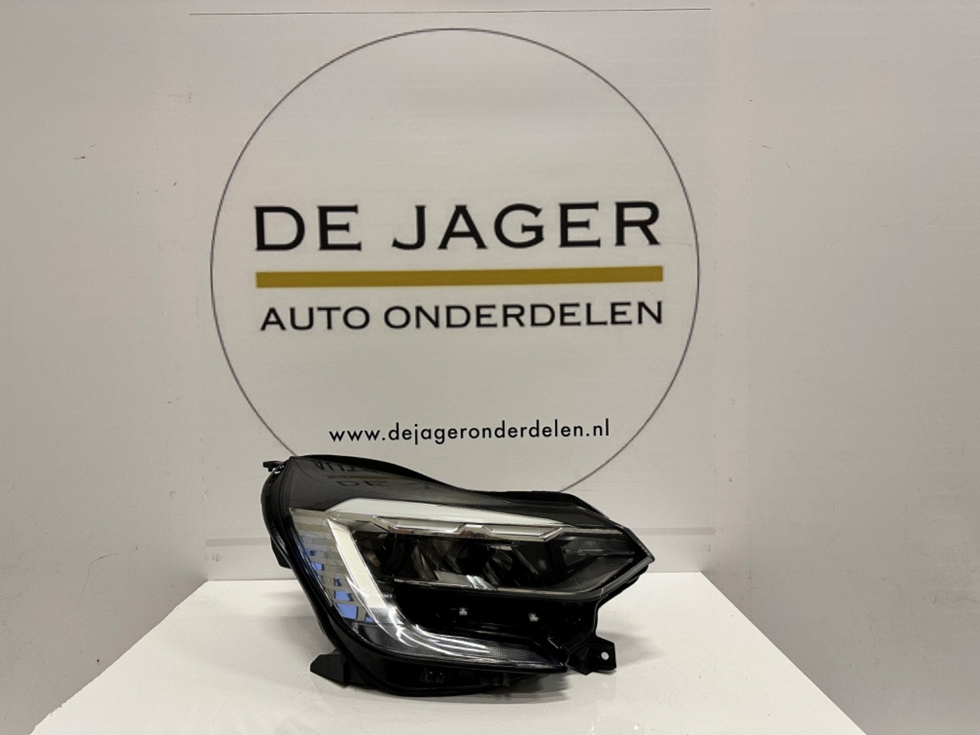 PHARE RENAULT CAPTUR II LED PURE VISION 260104095R DROIT, Autos : Pièces & Accessoires, Éclairage, Renault, Utilisé