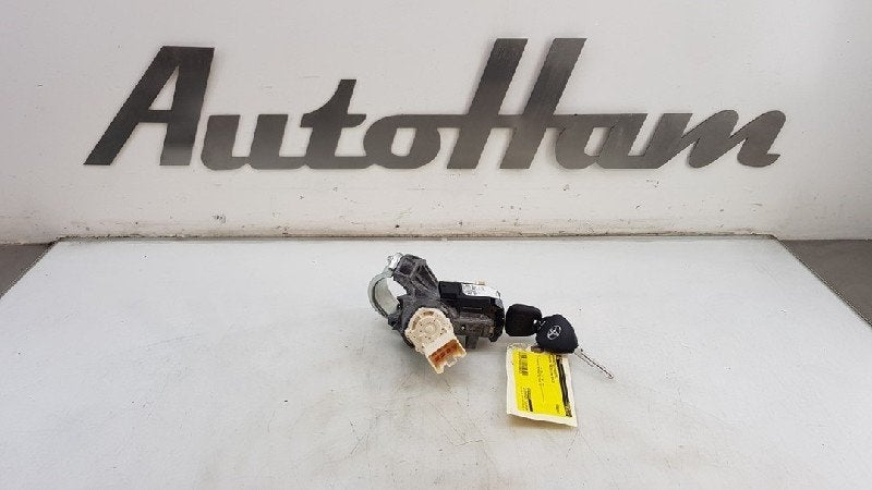 NEIMAN / COMMUTATEUR D ALLUMAGE + CLEF Yaris III (P13), Dhr. J. Ham, Administratie@autoham.nl, Toyota, Utilisé