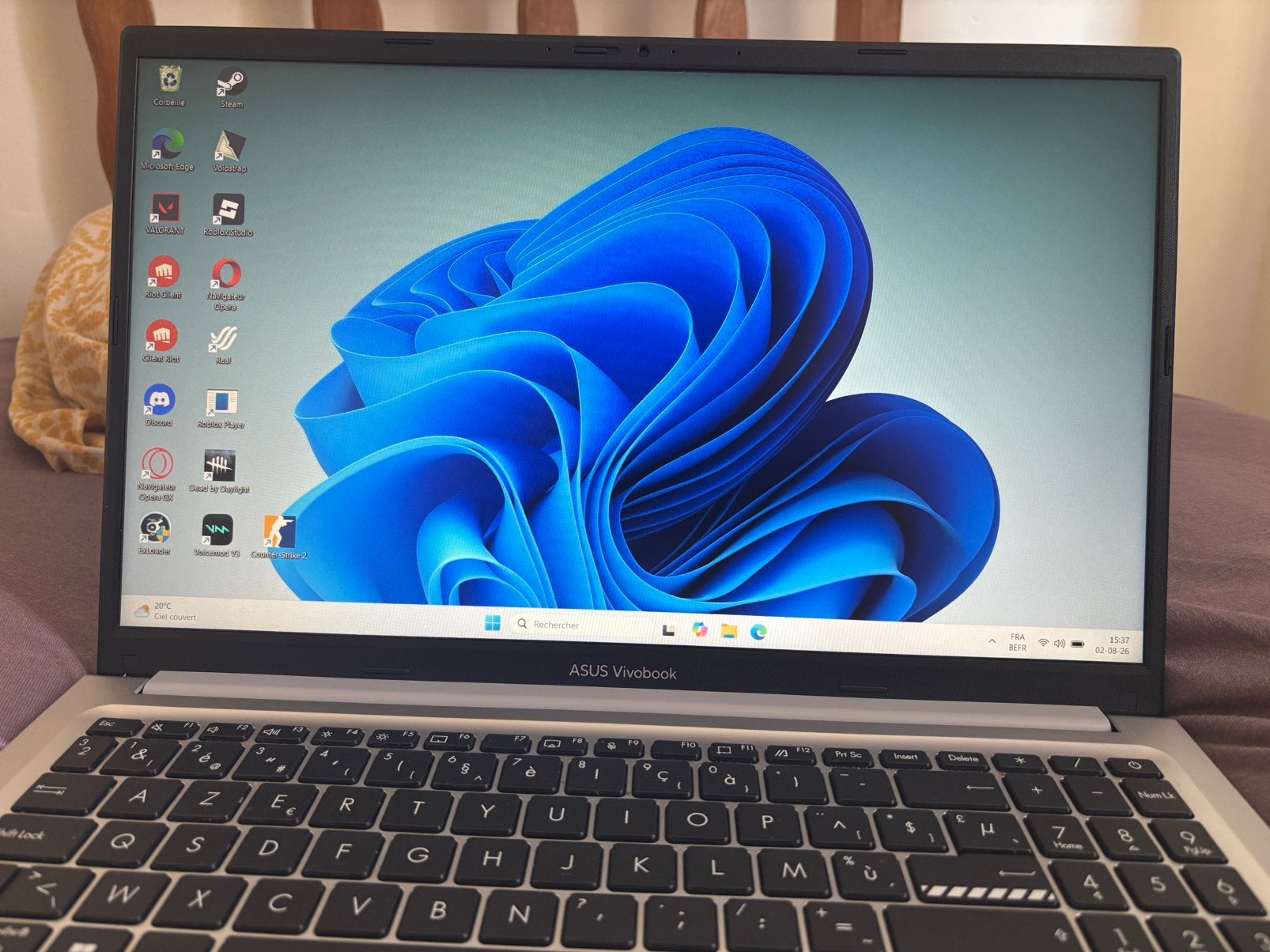 ASUS Vivobook 15 - Ryzen 7 / 16 Go RAM / SSD 512 Go 450€, 8 GB, 16 pouces, Comme neuf, SSD