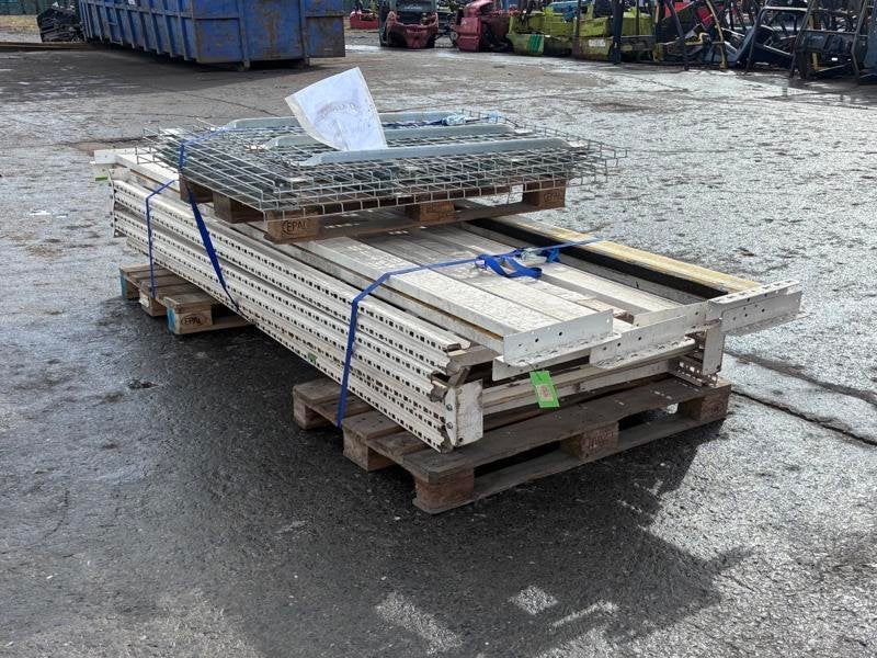 Système de rayonnage à palettes démonté