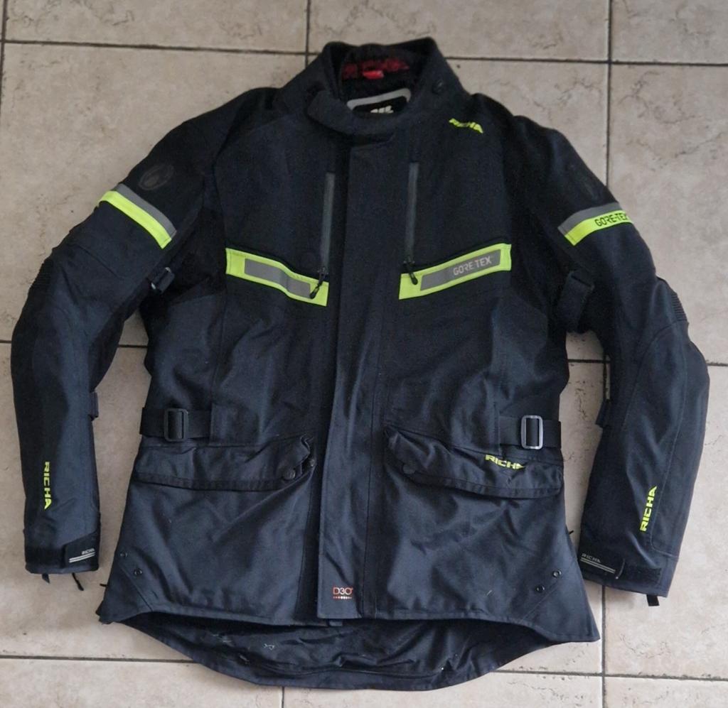 Veste de moto en Gore-Tex .Richa Atlantic 3XL XXXL
Pour qui, Enlèvement