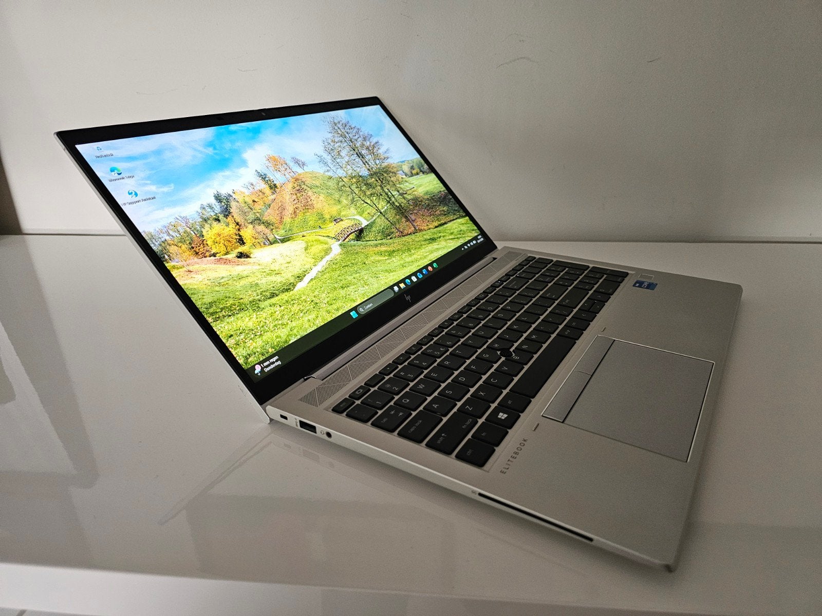 HP Elitebook 850 G8 15" FHD met i7-1165G7 processor, 256 GB, Met videokaart, HP Elitebook 850 G8, 8 GB