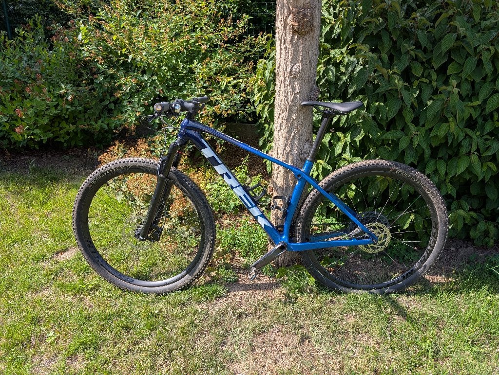 Trek Procaliber 9.7 Carbon – maat M/L – bouwjaar 2022, Fietsen en Brommers, Ophalen, Hardtail, Heren, 45 tot 49 cm