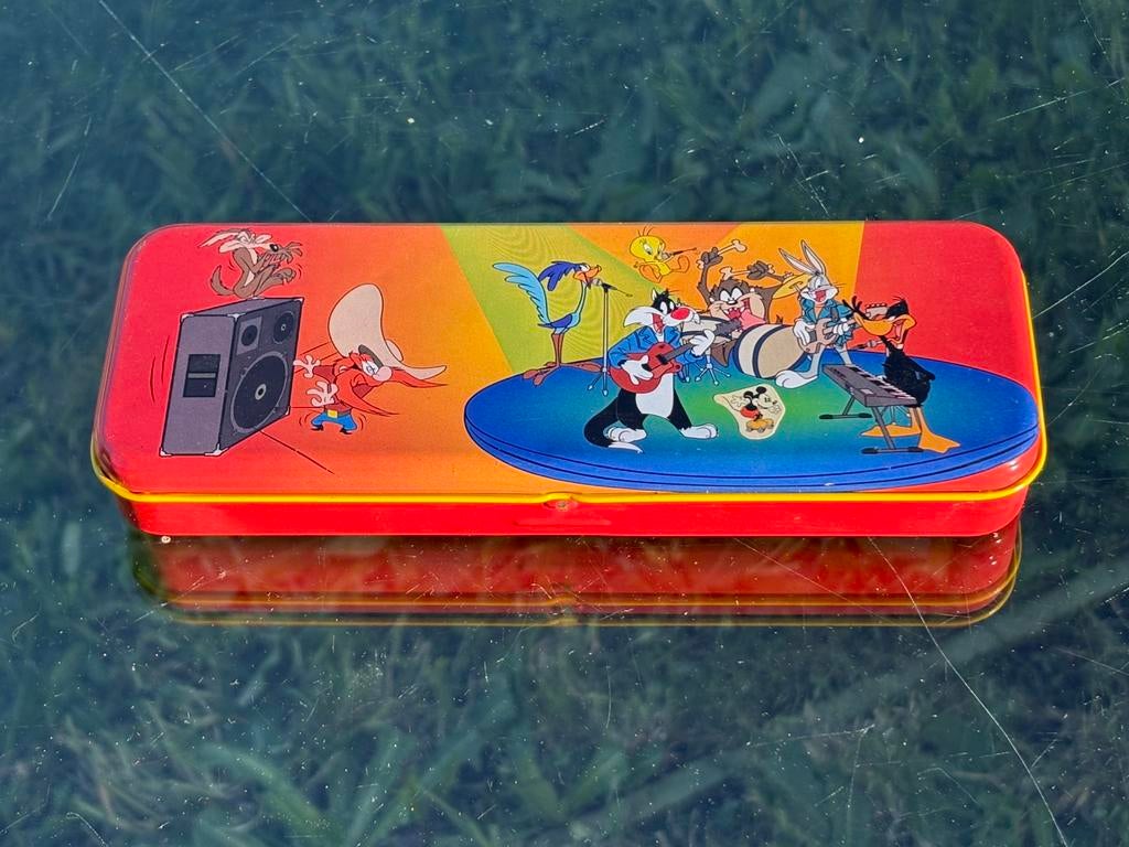 Boîte à crayons en métal Looney Tunes 1997, Enlèvement ou Envoi, Utilisé