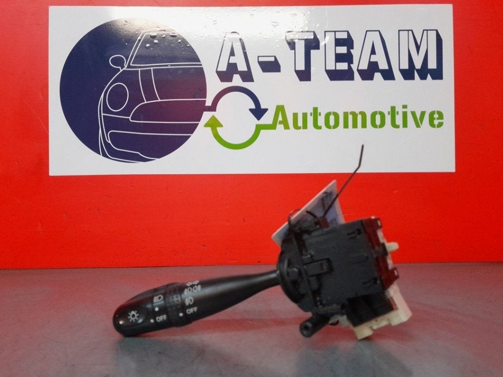 KNIPPERLICHTSCHAKELAAR Daihatsu Sirion 2 (M3) (|1736481|), Gebruikt, Daihatsu