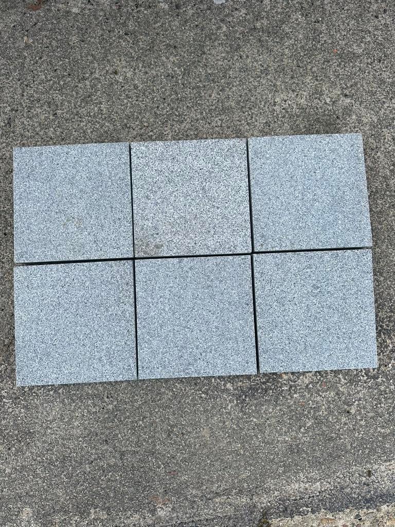 Nieuwe granieten terrastegel 18x18x3cm 66m2, Ophalen, Nieuw