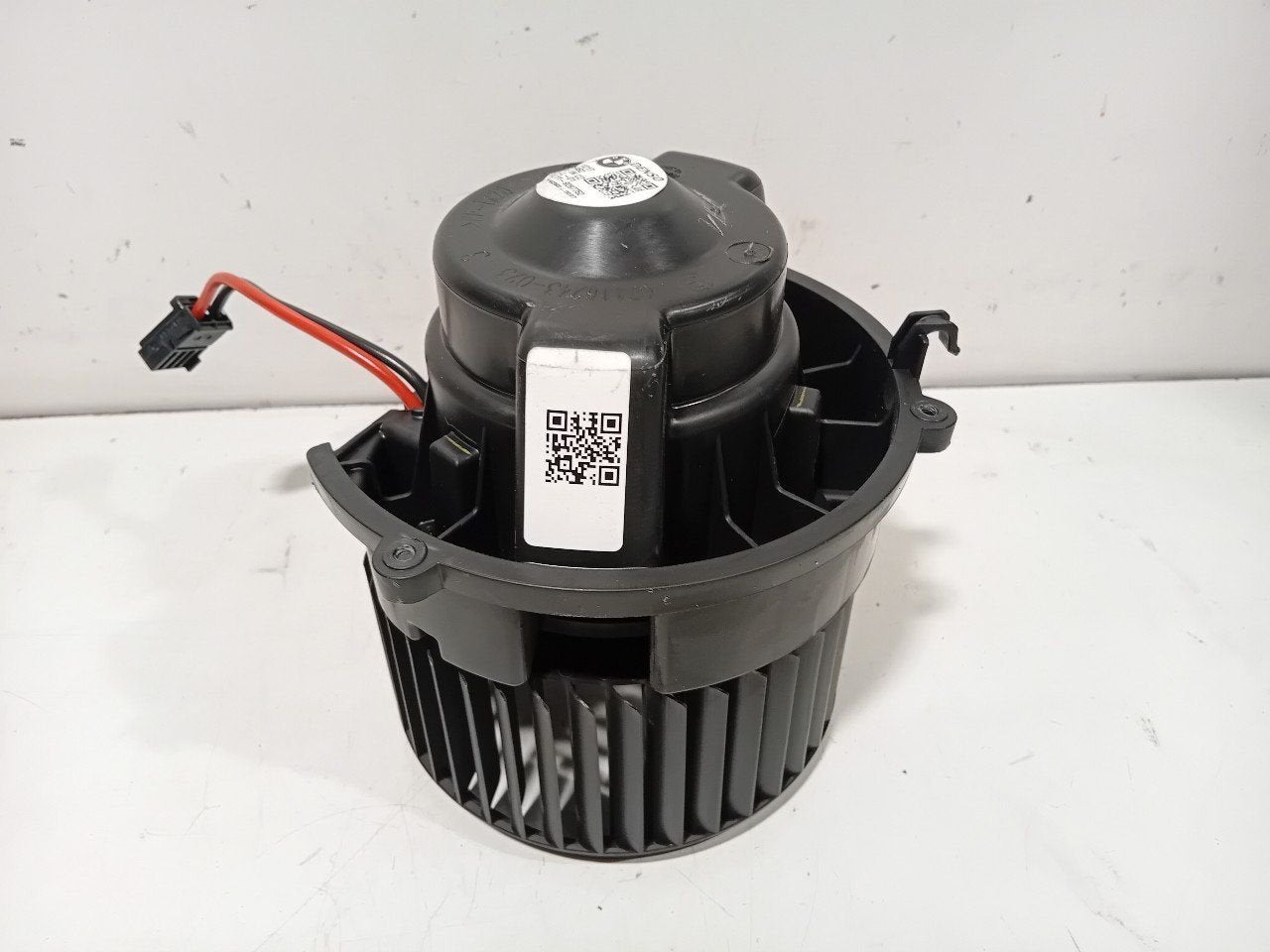 Kachel ventilator motor Mini Countryman, Onderdelen@venauto.nl, Van der Ven Autorecycling B.V., Gebruikt, Ettenseweg 76, 4706 PB Roosendaal, The Netherlands