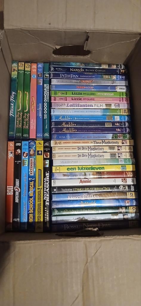 Lot 81 disney dvd's, Cd's en Dvd's, Dvd's | Tekenfilms en Animatie, Ophalen of Verzenden