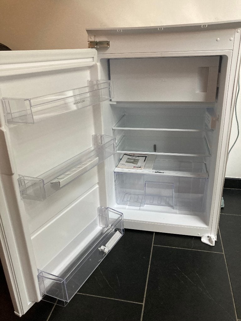 Inbouw koelkast 88cm met vriesvak, als nieuw., Elektronische apparatuur, Koelkasten en IJskasten, 100 tot 150 liter, Zo goed als nieuw