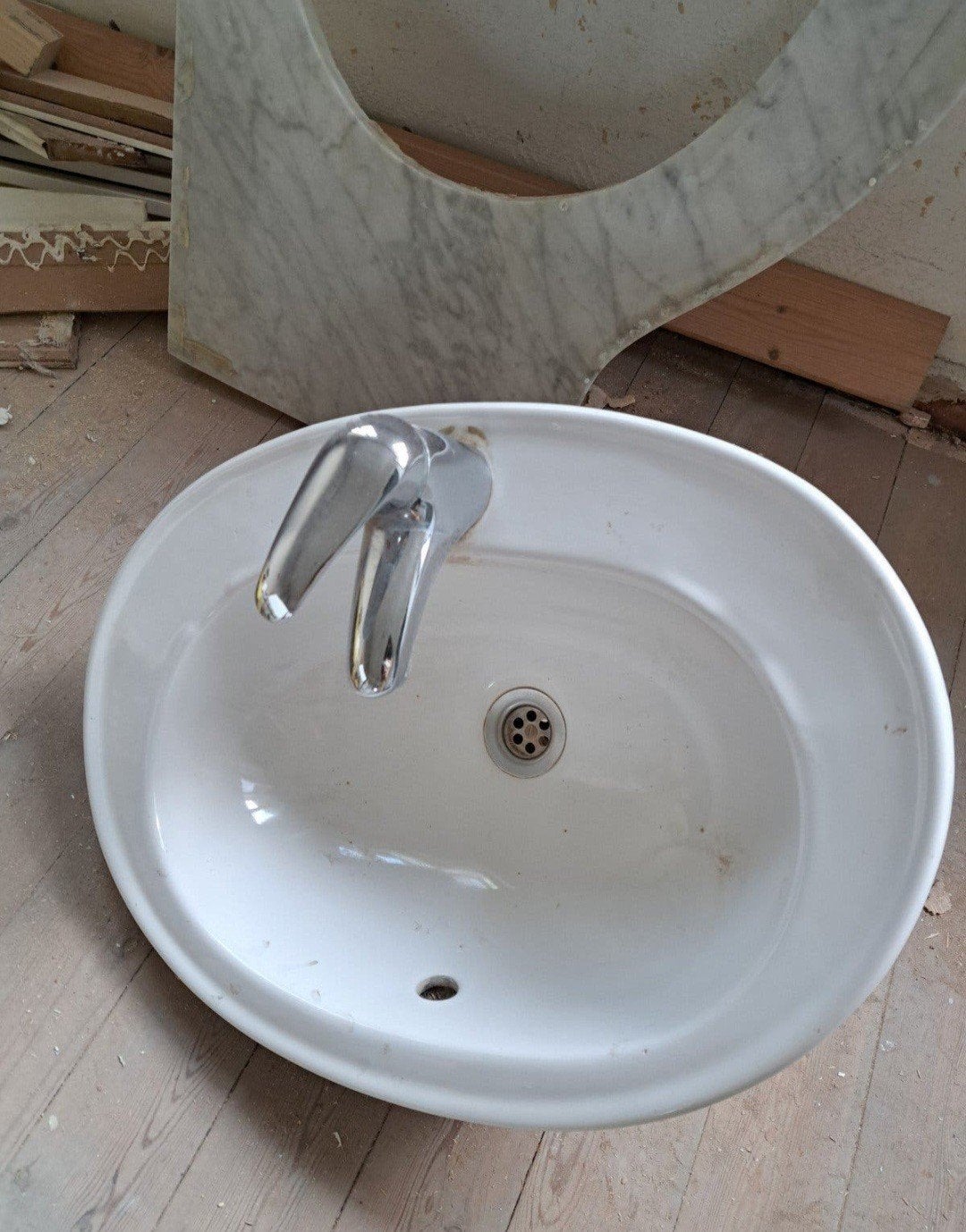 Lavabo+ kraan, Ophalen, Gebruikt, Wasbak of Wastafel