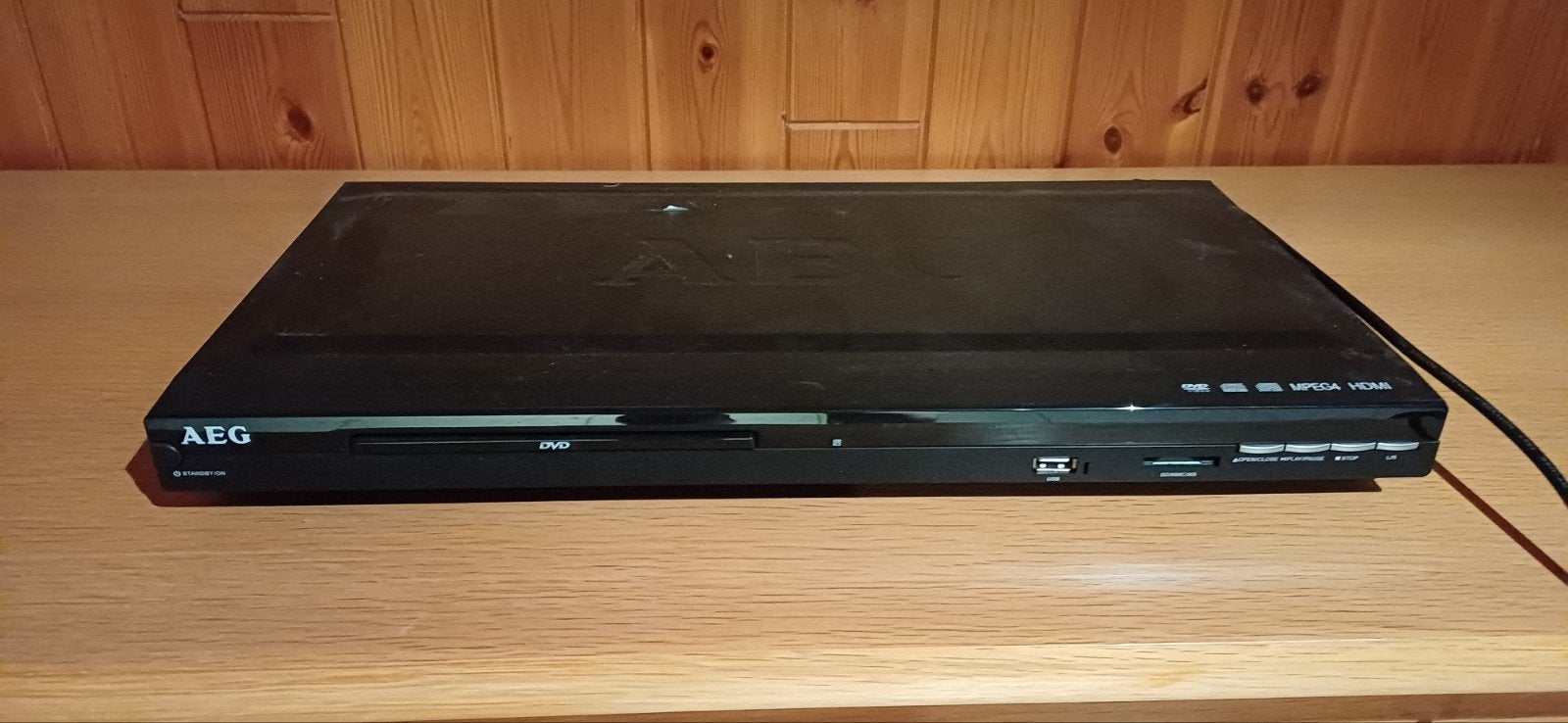 DVD speler AEG., Ophalen, Zo goed als nieuw