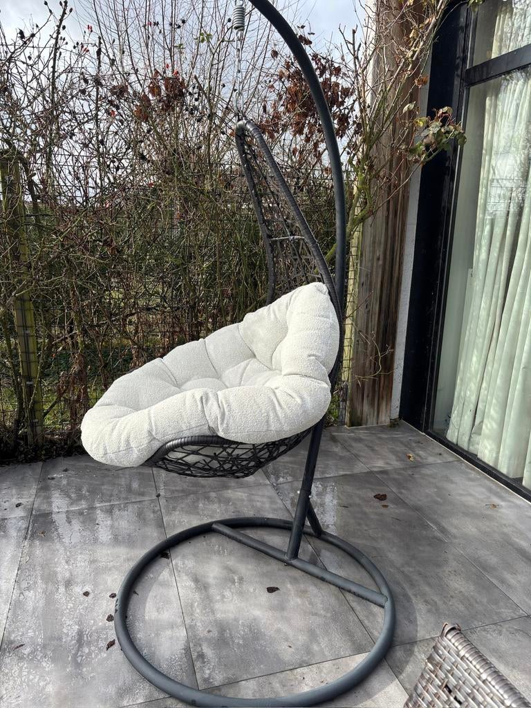Hangstoel tuin, Ophalen, Zo goed als nieuw