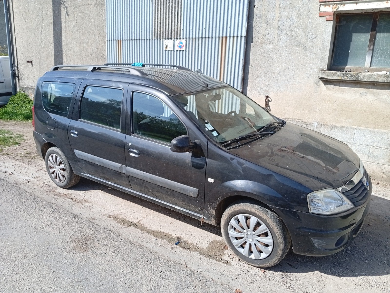 7 places, Auto's, Particulier, Te koop, Logan