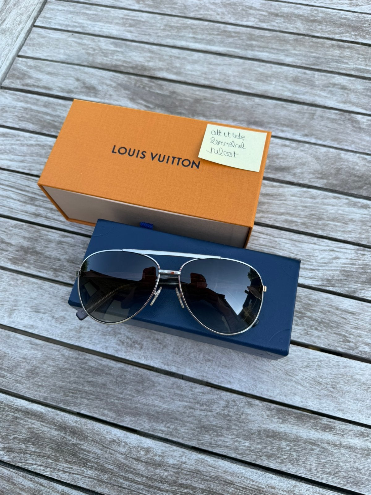 Louis vuitton zonnebril attitude, Zonnebril, Overige kleuren, Zo goed als nieuw, Ophalen