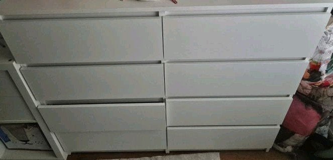 Commode IKEA MALM 8 tiroirs blanche, Enfants & Bébés, 105 cm ou plus, Comme neuf, Enlèvement, 100 cm ou plus