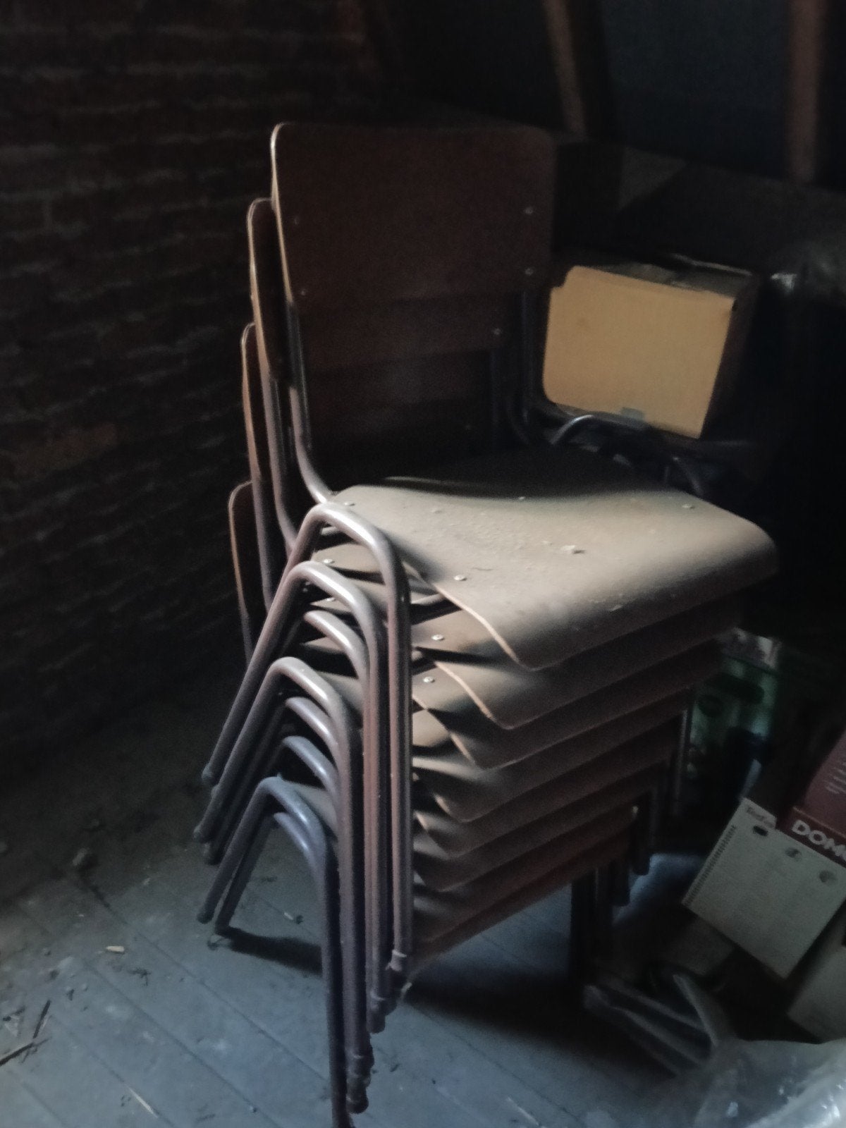 15 Ijzeren stapelstoelen, Ophalen, Bruin, Stapelstoel, Vijf, Zes of meer stoelen