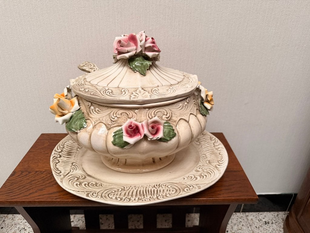 Klassieke soepterrine - Volledig en onbeschadigd, Antiek en Kunst, Ophalen