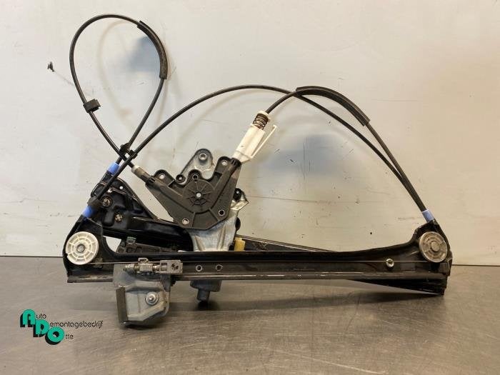Ruitmechaniek 2Deurs links-voor van een BMW 3-Serie (3-Serie, Gebruikt, -, -, Ophalen of Verzenden