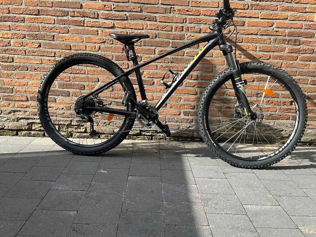 Mtb Specialized Pitch, Fietsen en Brommers, Ophalen, Zo goed als nieuw