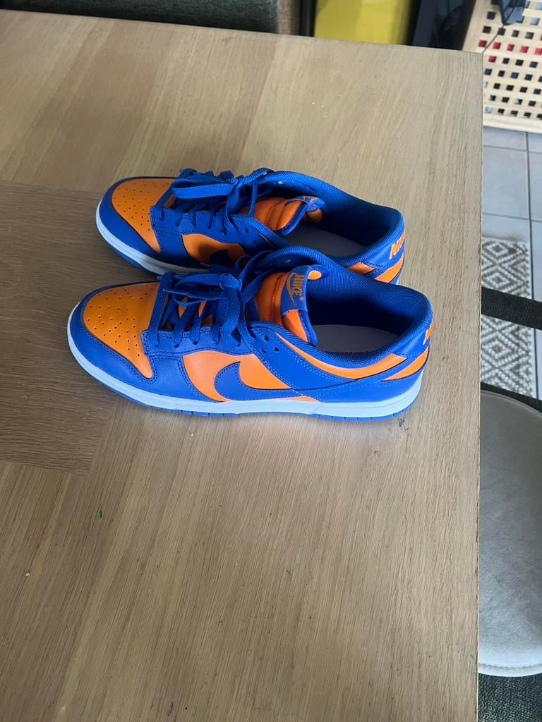 Nike dunk low orange/bleu, Sport en Fitness, Volleybal, Ophalen, Zo goed als nieuw