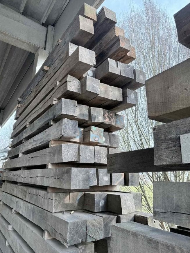 Eiken balken – winddroog – verschillende lengtes (tot 5 m), Bricolage & Construction, Bois & Planches, Neuf, Poutre, Chêne, 300 cm ou plus