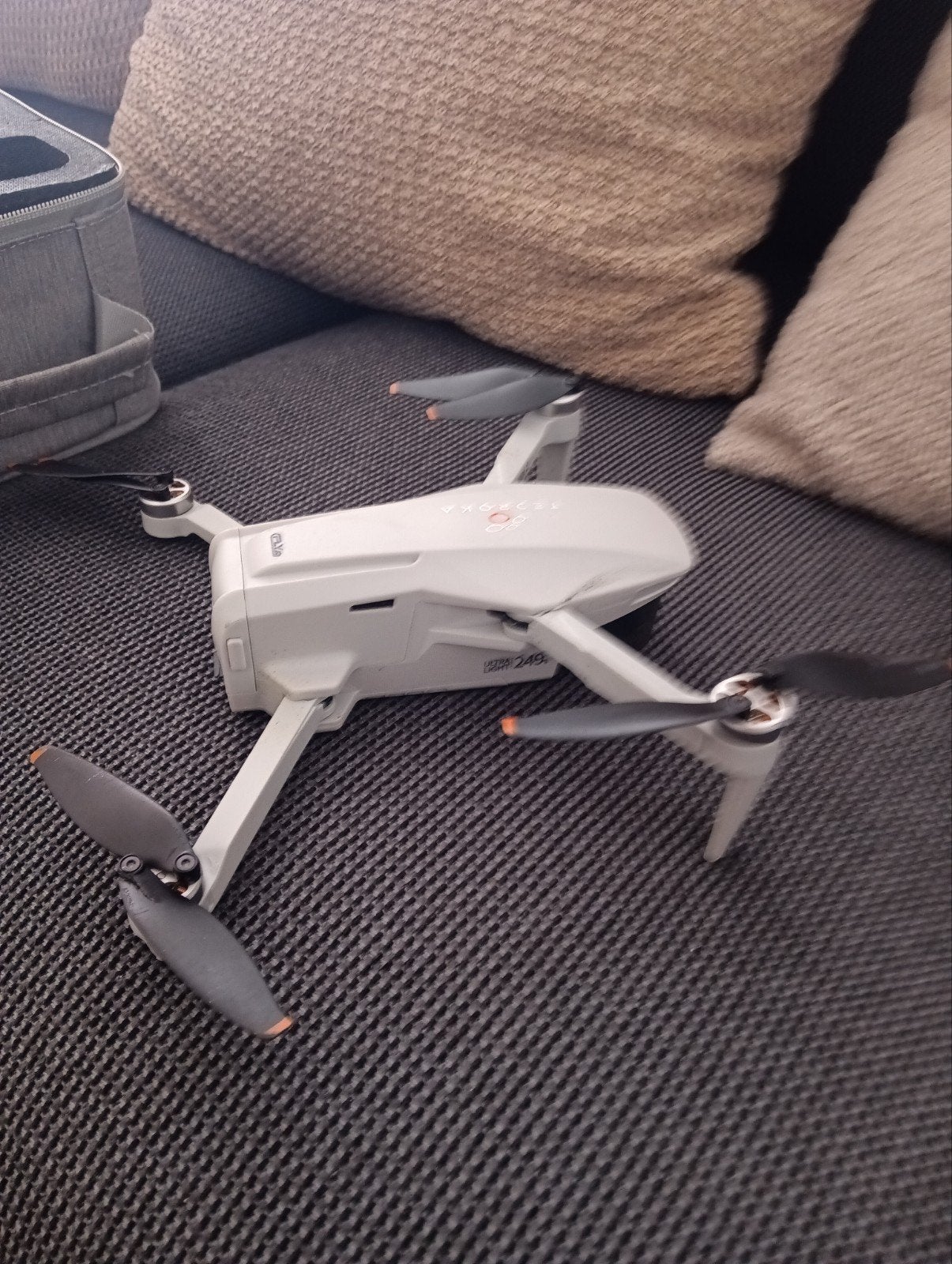 Tedroka fly(mini), TV, Hi-fi & Vidéo, Drones, Enlèvement