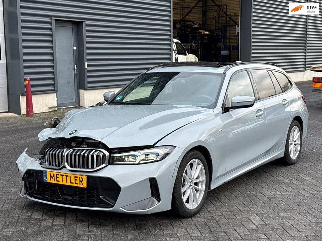 BMW 3-serie 320d, M-pakket, head up, panoramadak, 360 camera, Argent ou Gris, Achat, 4 portes, Entreprise