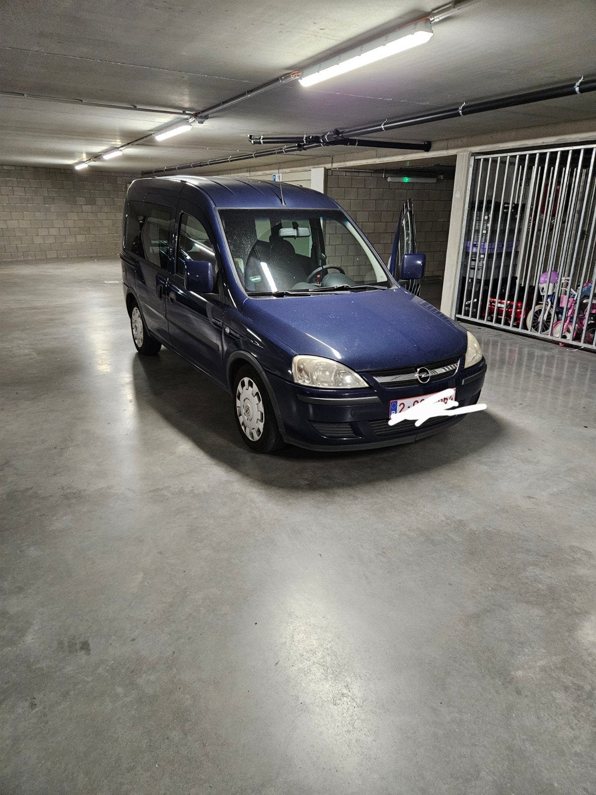 Opel Combo 5 zitplaatsen — Technische keuring OK tot 2028, Stof, Blauw, Bedrijf, Handgeschakeld